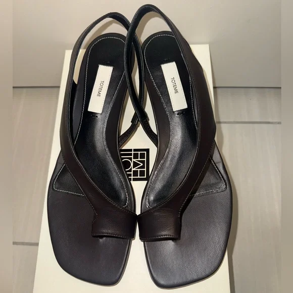 Toteme Sculptural Slingback Leather Sandals, 39, Pepper - Picture 1 of 15